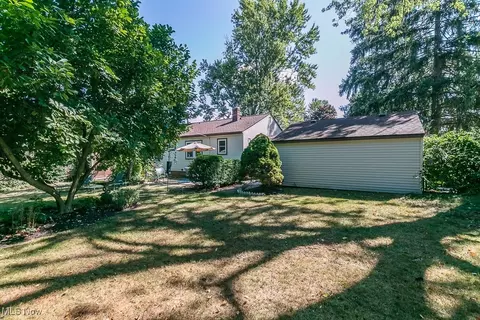 5472 Harmony Ln, Willoughby, OH 44094 photo 32