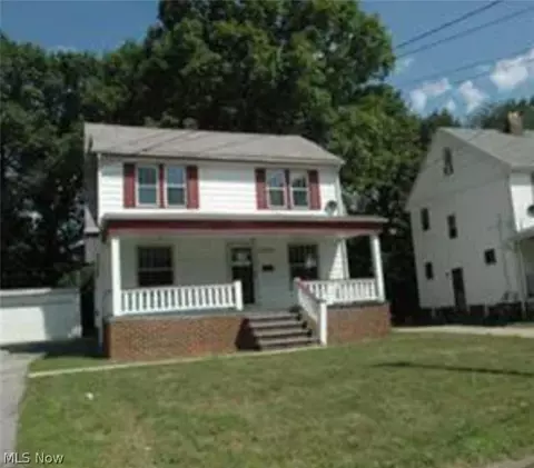 13205 Cranwood Park Blvd, Garfield Heights, OH 44125