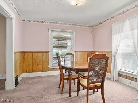 Dining - 111 Arlington Ave NW, Canton, OH 44708 photo 2 of 3