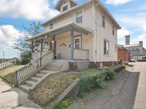 Exterior - 111 Arlington Ave NW, Canton, OH 44708 photo 3 of 5