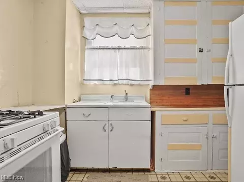 Kitchen - 111 Arlington Ave NW, Canton, OH 44708 photo 1 of 3