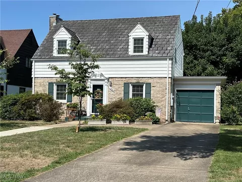 2309 Elm St, Parkersburg, WV 26101