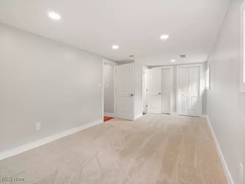 Bedroom - 112 Thomas Dr, Conneaut, OH 44030 photo 5 of 6