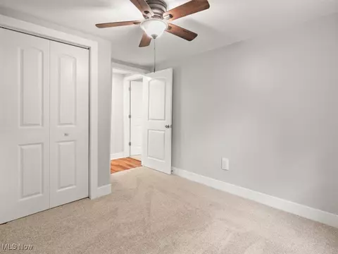 Bedroom - 112 Thomas Dr, Conneaut, OH 44030 photo 3 of 6