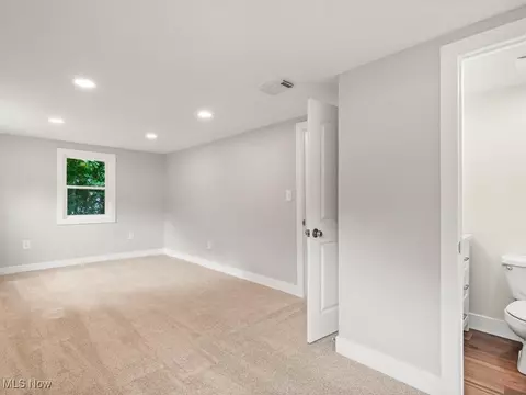 Bedroom - 112 Thomas Dr, Conneaut, OH 44030 photo 6 of 6