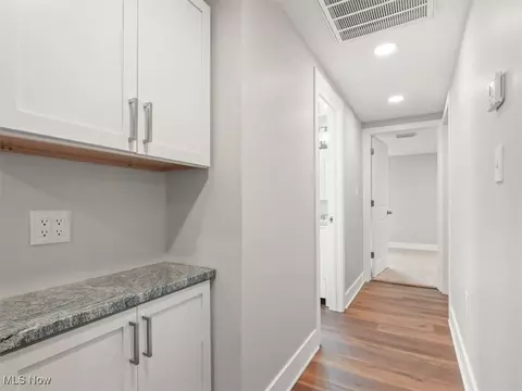 Entry Way - 112 Thomas Dr, Conneaut, OH 44030 photo 3 of 5