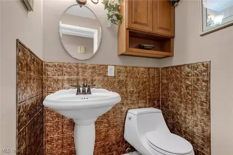 469 Whitman Blvd, Elyria, OH 44035 photo 24
