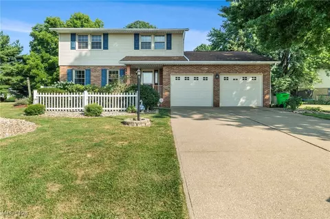 7763 Brunswick Cir NW, Massillon, OH 44646