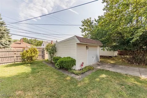 Exterior - 8020 Ackley Rd, Parma, OH 44129 photo 3 of 6