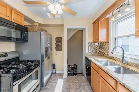 Kitchen - 8020 Ackley Rd, Parma, OH 44129 photo 5 of 6