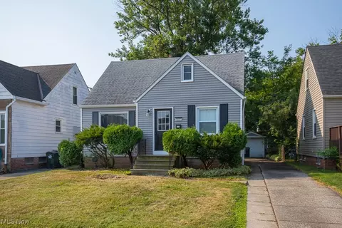 5607 Ridgewood Ave, Parma, OH 44129