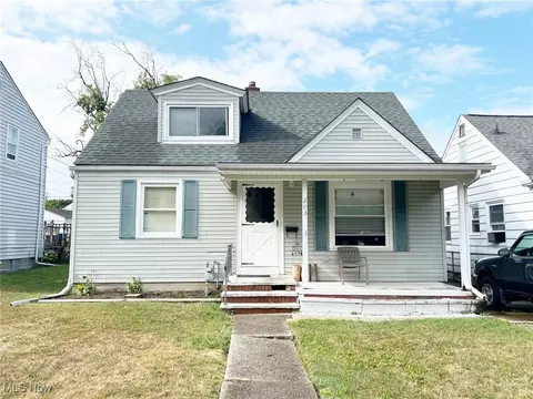 203 15th St, Elyria, OH 44035