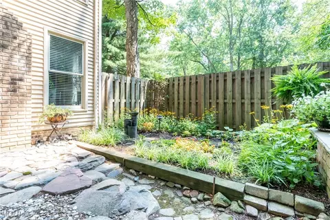 34040 Pettibone Rd, Solon, OH 44139 photo 39