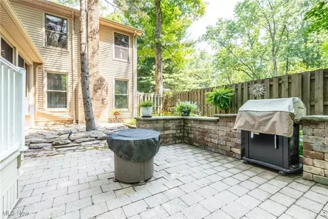 34040 Pettibone Rd, Solon, OH 44139 photo 38
