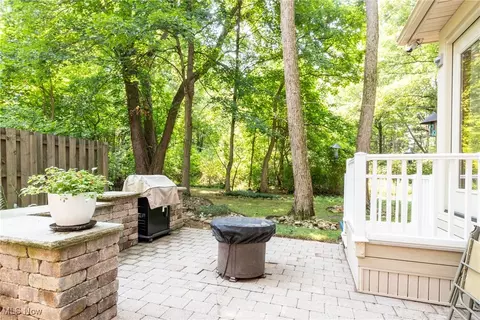34040 Pettibone Rd, Solon, OH 44139 photo 37