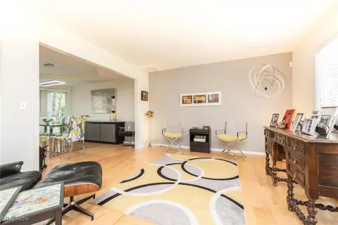 34040 Pettibone Rd, Solon, OH 44139 photo 5