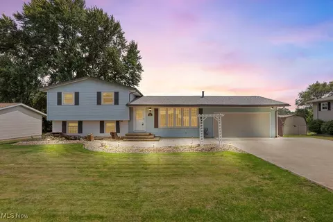 3655 Briardale Dr NW, Massillon, OH 44646