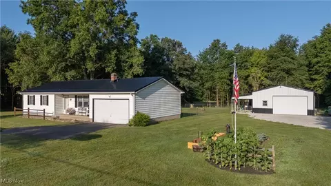 2569 Mcclintocksburg Rd, Deerfield, OH 44411