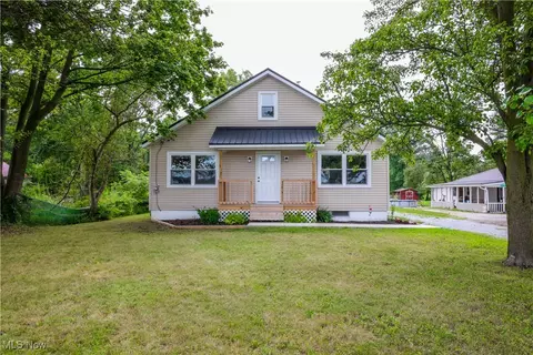 3181 Dover Rd, Wooster, OH 44691