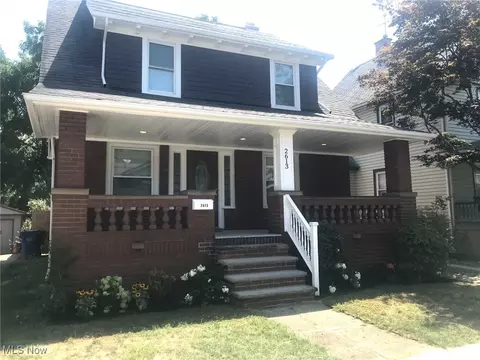 2613 Saratoga Ave, Cleveland, OH 44109