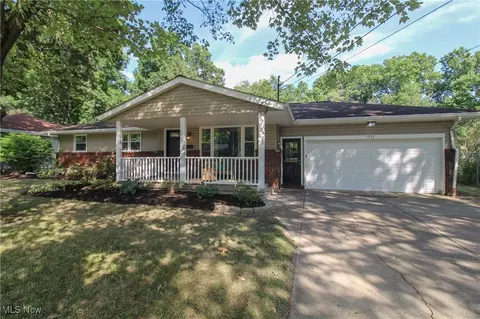 1721 Lancaster Dr, Youngstown, OH 44511