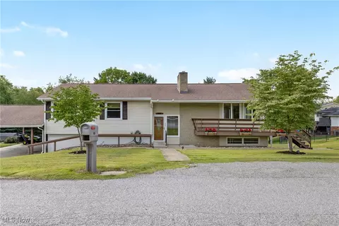 432 W 36th Street Ext, Shadyside, OH 43947