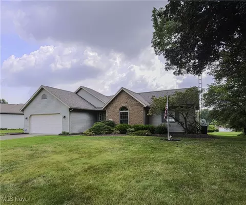 5378 Alcorn Ave, Louisville, OH 44641