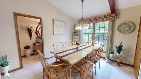 7474 Sugartree Dr, Boardman, OH 44512 photo 5