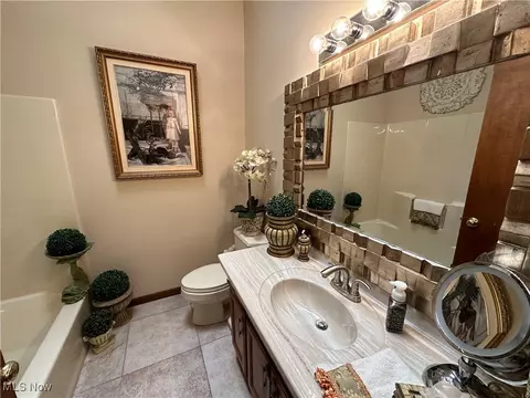 7474 Sugartree Dr, Boardman, OH 44512 photo 16