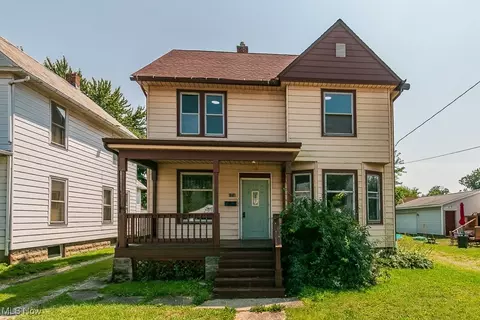 1718 W 7th St, Ashtabula, OH 44004