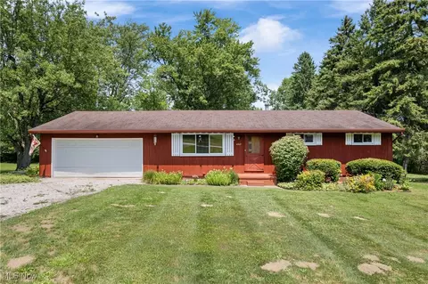 4307 Cloverhill St SW, Canton, OH 44706