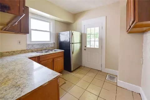 Other - 657 Thayer St, Akron, OH 44310 photo 3 of 5