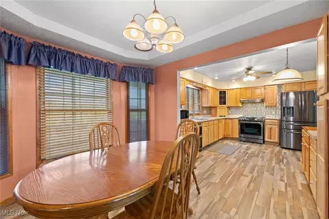 Dining - 43128 Albrecht Rd, Elyria, OH 44035 photo 1 of 3
