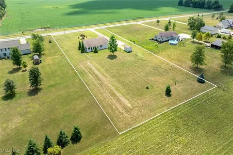 View/Area - 43128 Albrecht Rd, Elyria, OH 44035 photo 1 of 3