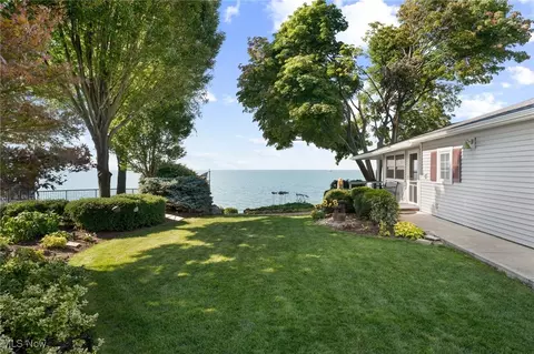 Exterior - 1815 Erie Ave, Lorain, OH 44052 photo 3 of 12