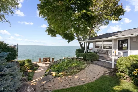 Exterior - 1815 Erie Ave, Lorain, OH 44052 photo 2 of 12