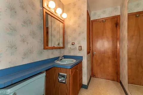1877 Rush Rd, Wickliffe, OH 44092 photo 23