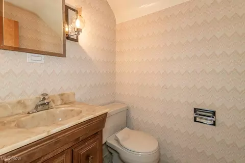 1877 Rush Rd, Wickliffe, OH 44092 photo 33
