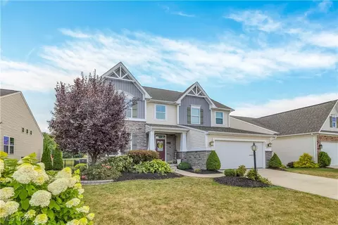 Exterior - 623 Hendrix Blvd, Lagrange, OH 44050 photo 2 of 7