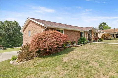 151 Beaumont Pl, Wintersville, OH 43953 photo 3