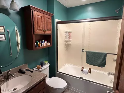 Bath - 354 Big Bass Rd, Willard, OH 44890 photo 3 of 3