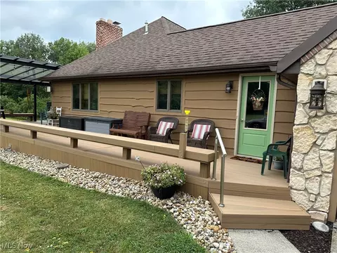 Exterior - 354 Big Bass Rd, Willard, OH 44890 photo 2 of 8