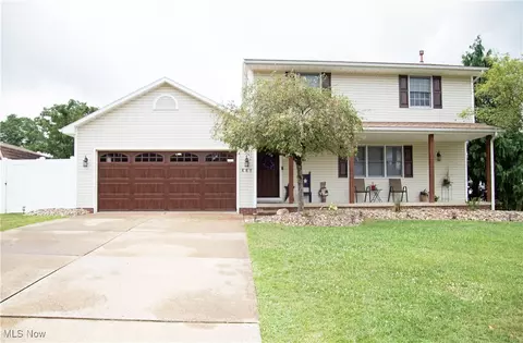 661 28th St NW, Massillon, OH 44647