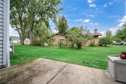 Exterior - 105 Augusta Dr, Elyria, OH 44035 photo 9 of 9