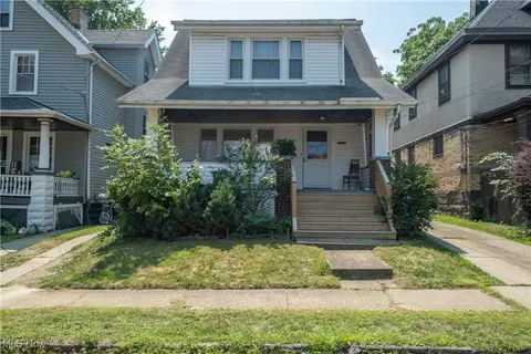 3009 N Natchez Ave, Cleveland, OH 44109