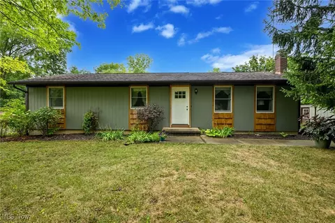 8456 Harris Rd, Lodi, OH 44254
