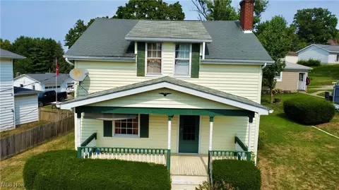 815 N Chestnut St, Barnesville, OH 43713