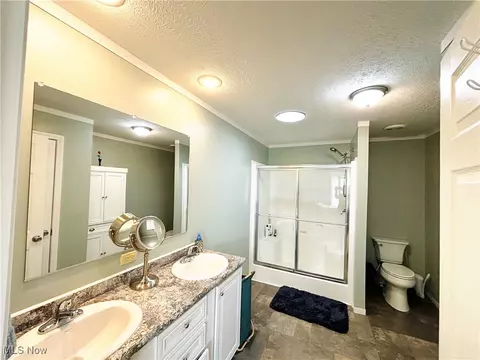 Bath - 327 Bell Rd, Vincent, OH 45784 photo 1 of 2