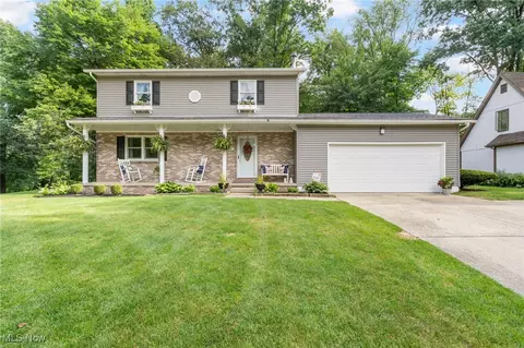 120 Merle Blvd, Munroe Falls, OH 44262