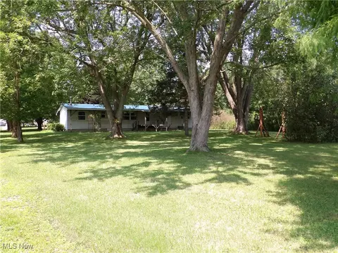 9150 Horn Rd, Windham, OH 44288 photo 24